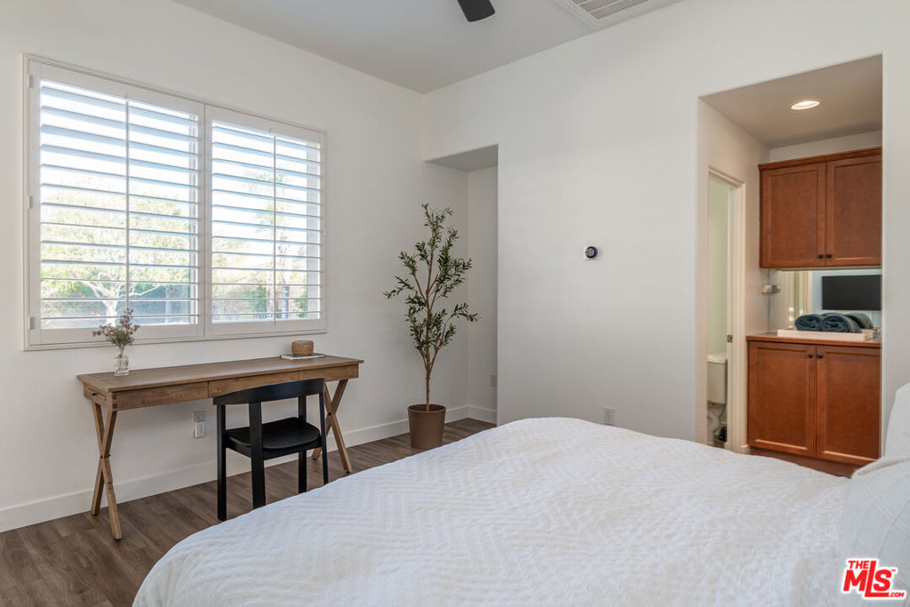 MLS #25571057 image #35