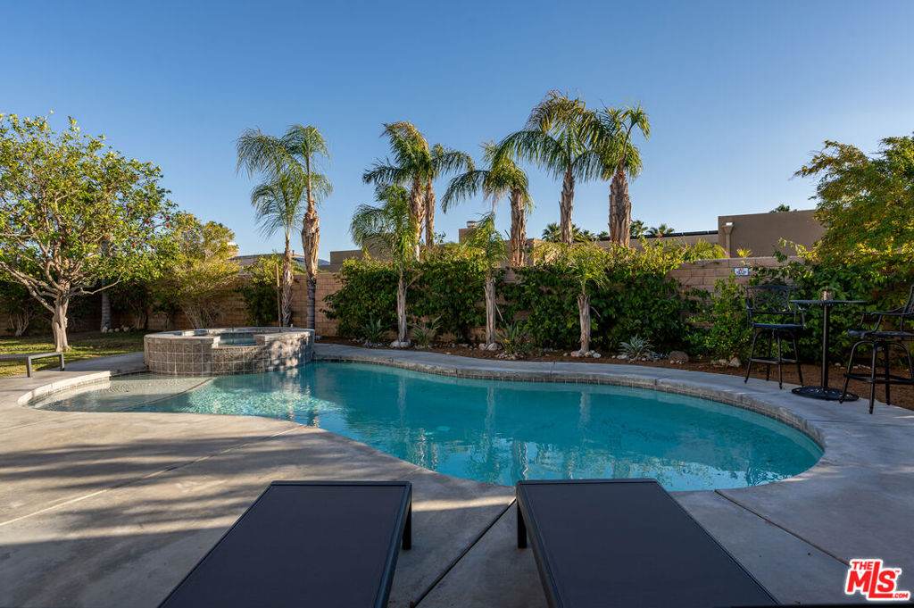 MLS #25571057 image #41