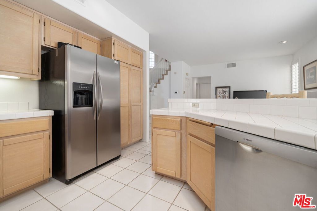 MLS #25571405 image #15