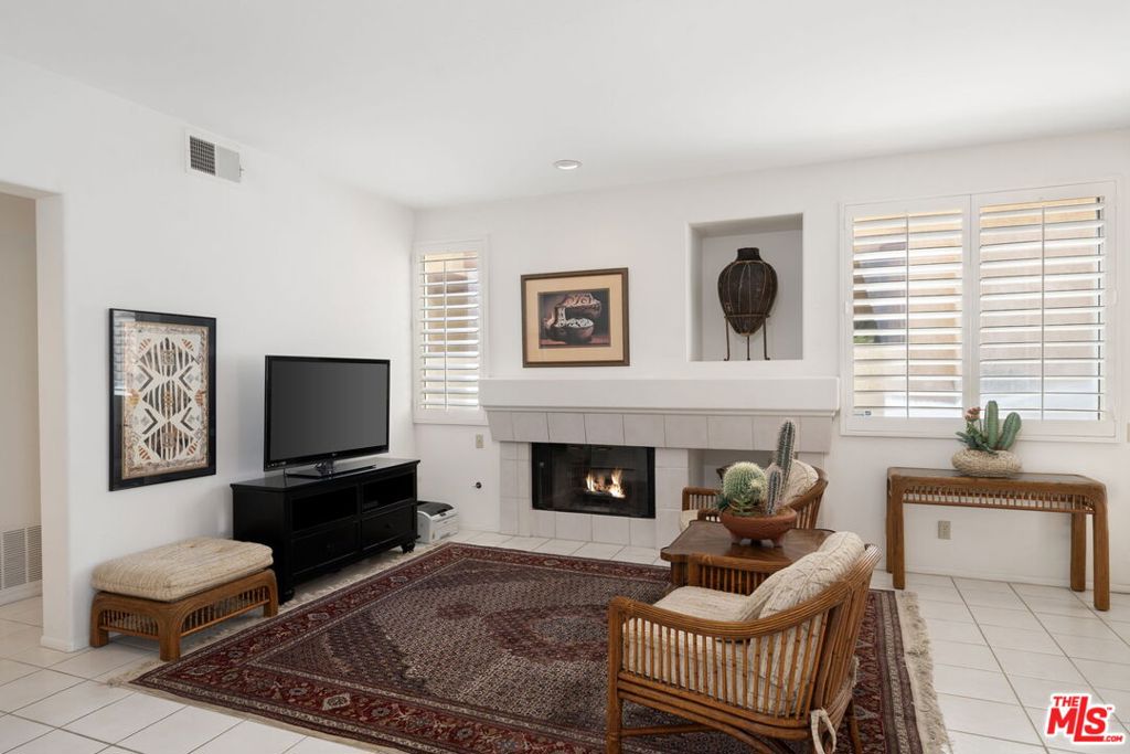 MLS #25571405 image #16