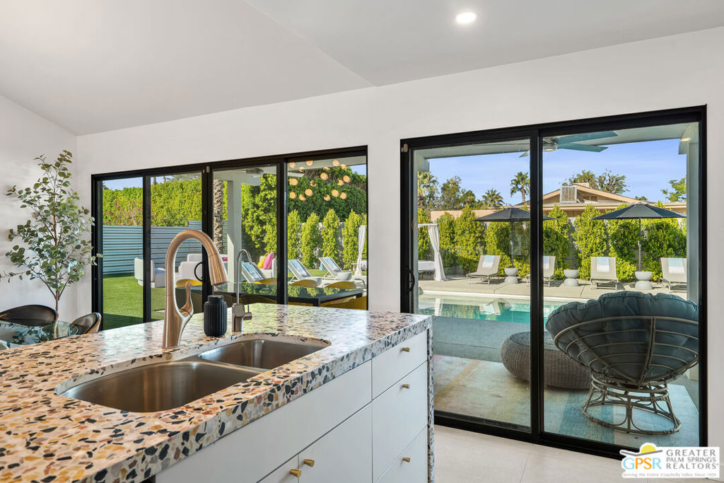 MLS #25572755PS image #16