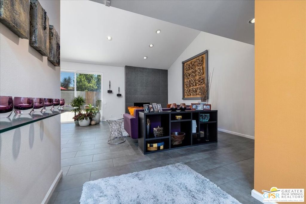 MLS #25573353PS image #5