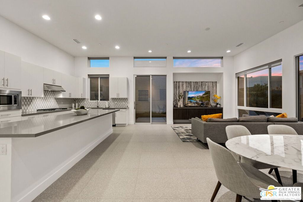 MLS #25573461PS image #31