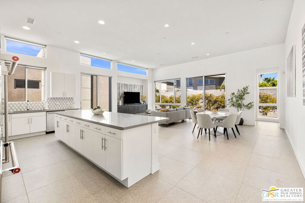 MLS #25573461PS image #57