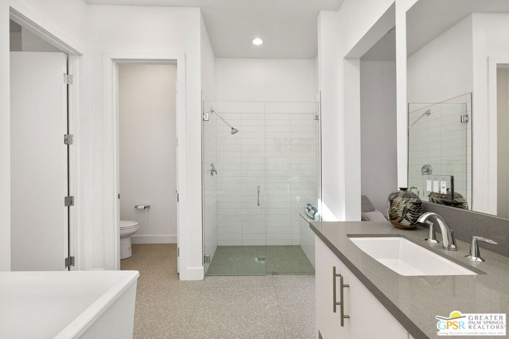 MLS #25573461PS image #64