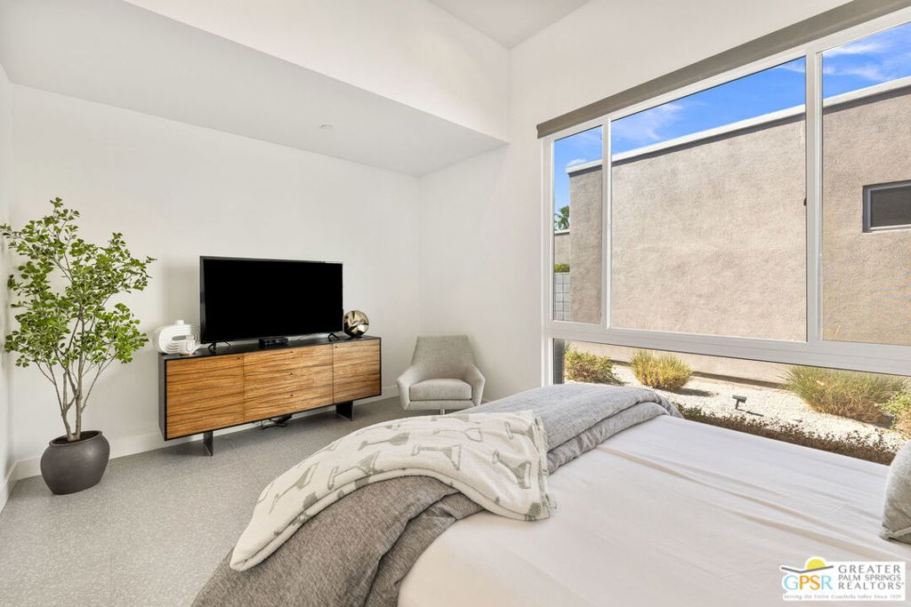 MLS #25573461PS image #65