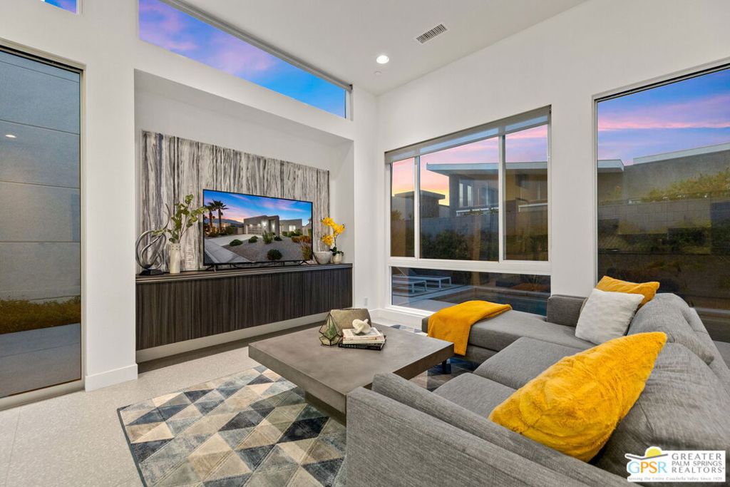 MLS #25573461PS image #8