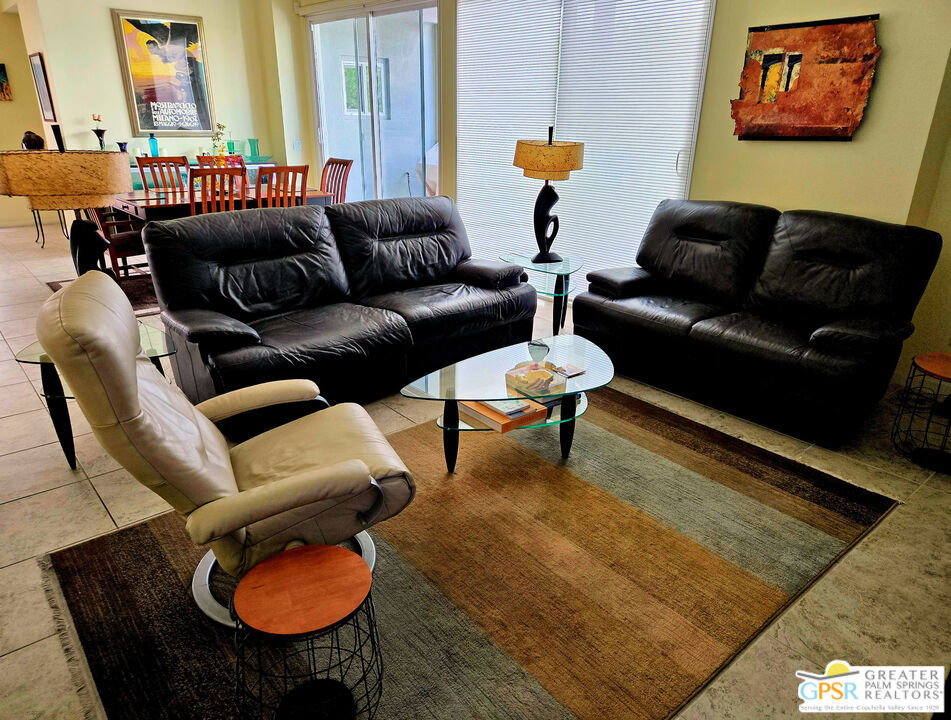 MLS #25573837PS image #2