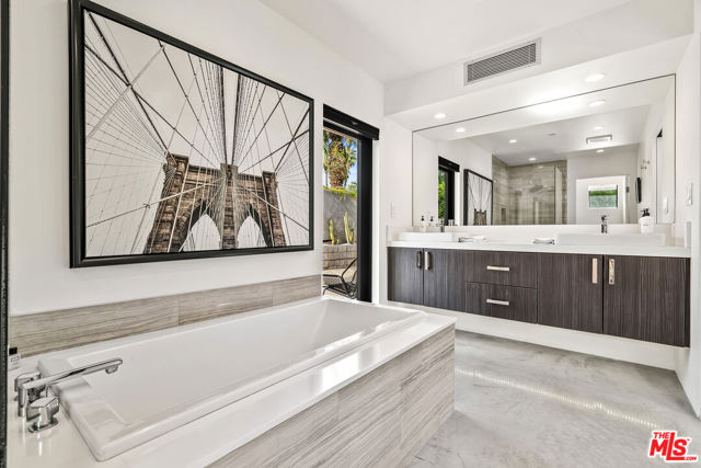 MLS #25573887 image #22