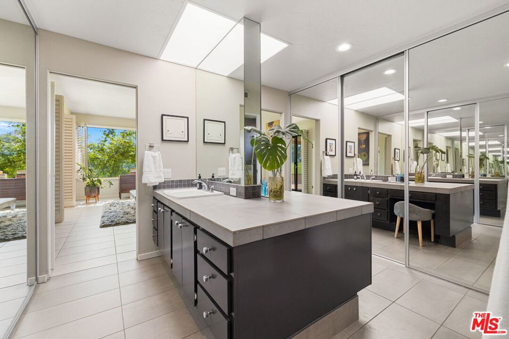 MLS #25574531 image #30