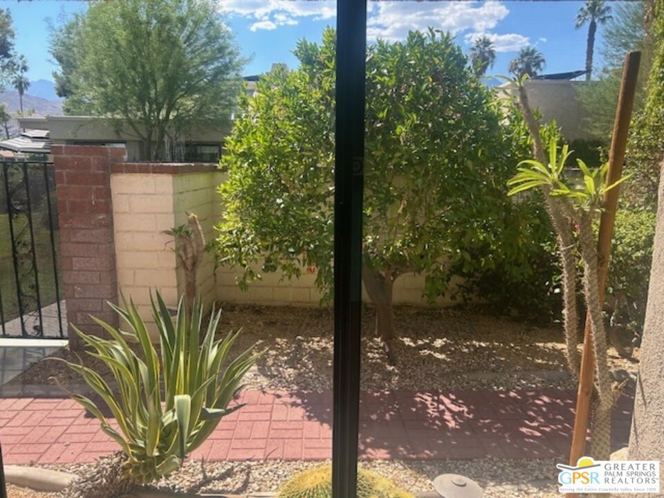 MLS #25576529PS image #25