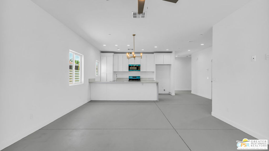 MLS #25576701PS image #10