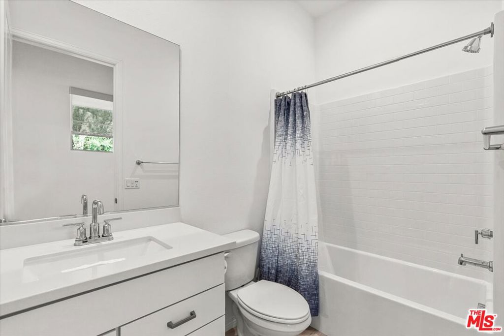 MLS #25576817 image #17