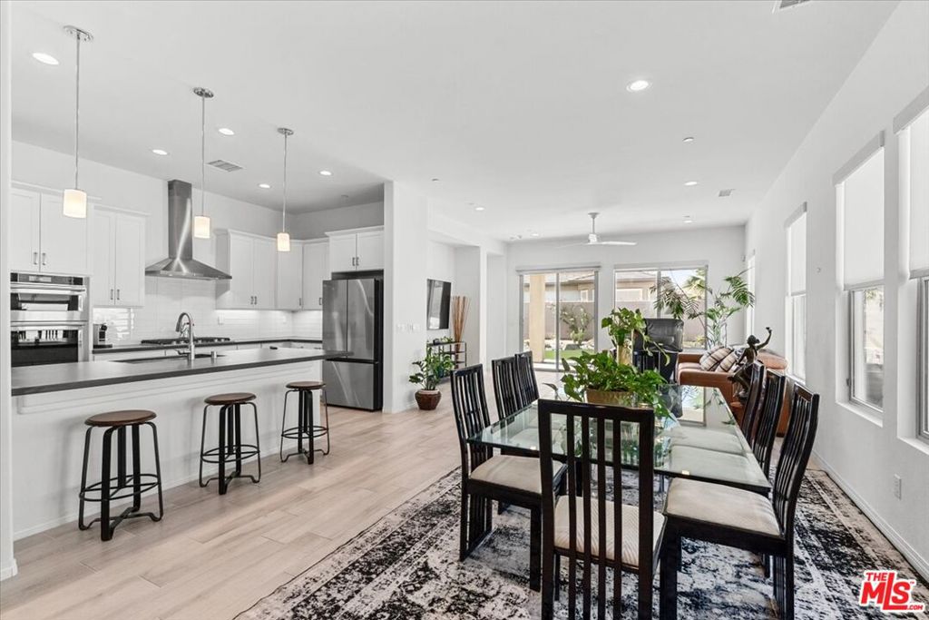 MLS #25576817 image #2