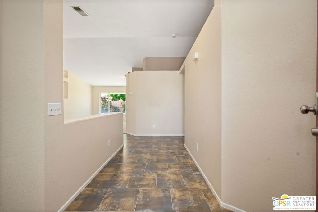 MLS #25576893PS image #4