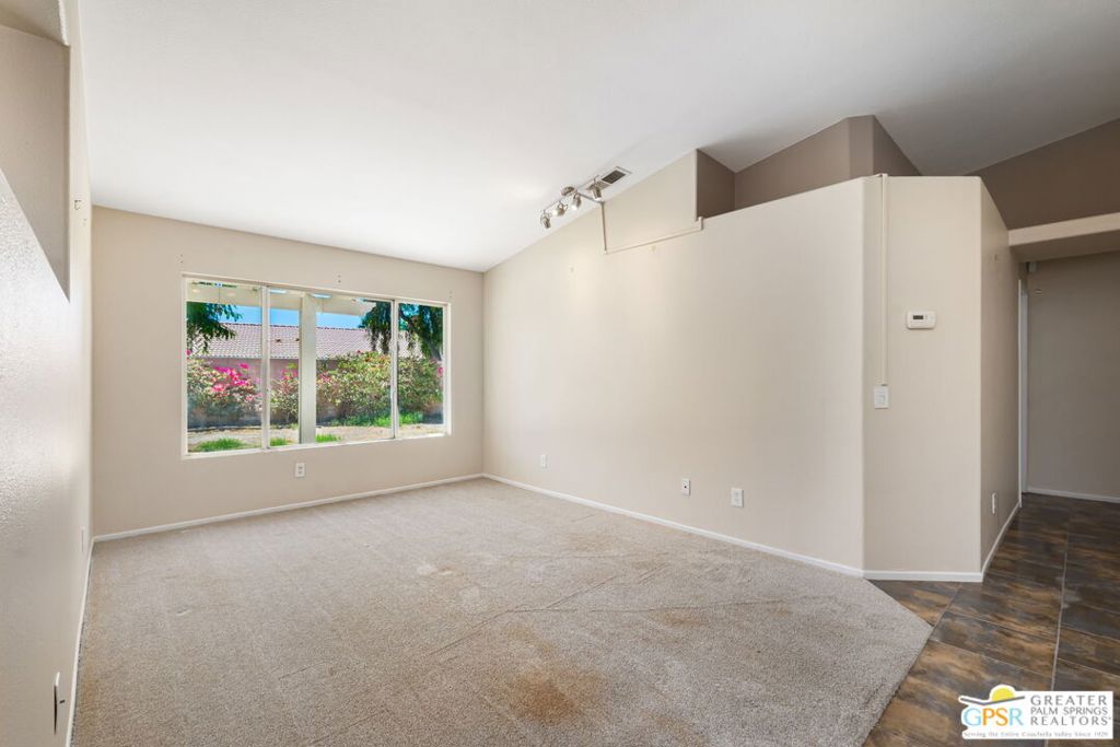 MLS #25576893PS image #6