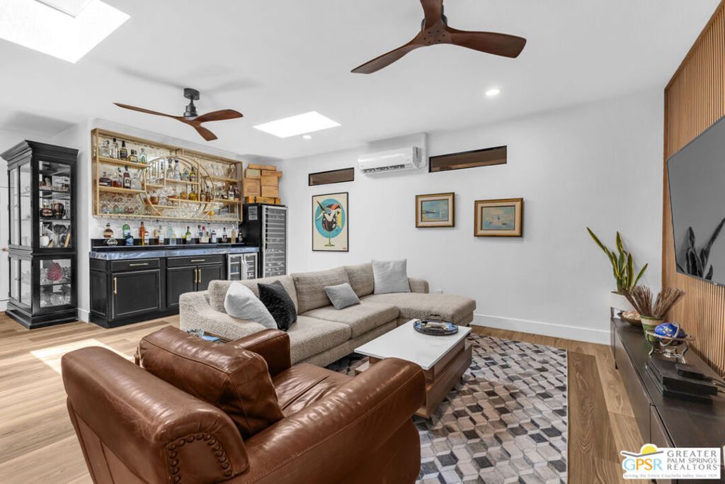 MLS #25578239PS image #16