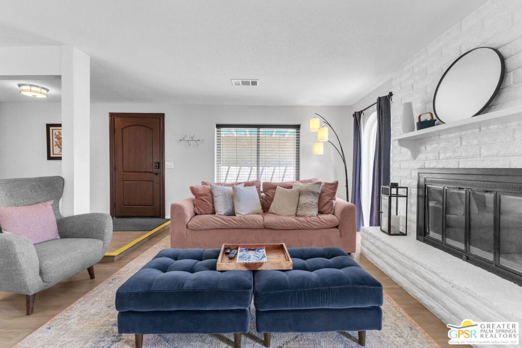 MLS #25578267PS image #1