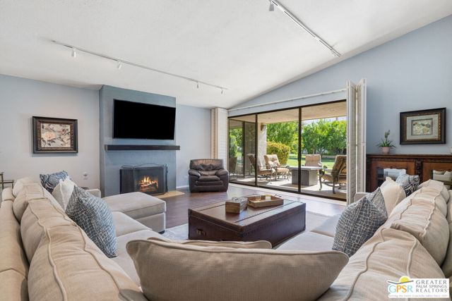 MLS #25578365PS image #15