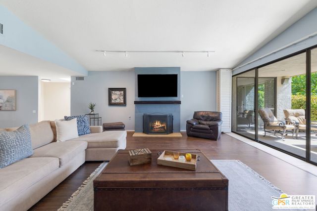 MLS #25578365PS image #8