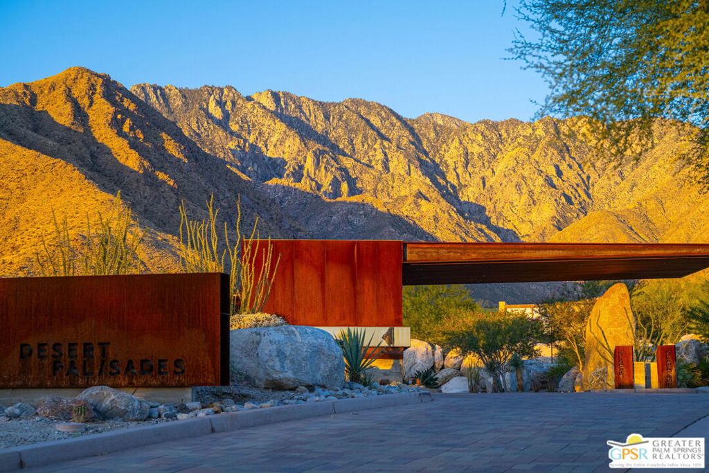 MLS #25579019PS image #1