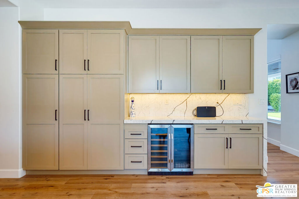 MLS #25580671PS image #16