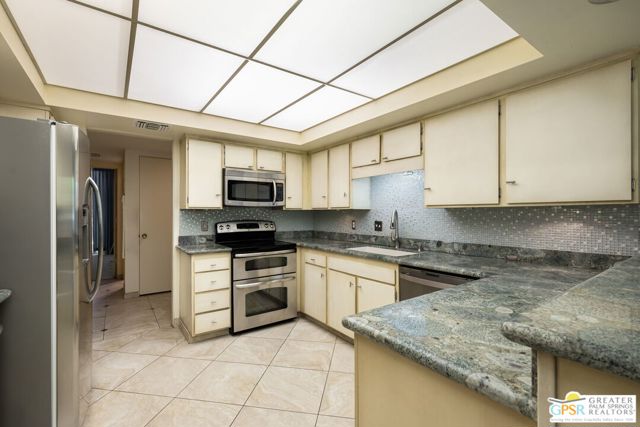 MLS #25581645PS image #13