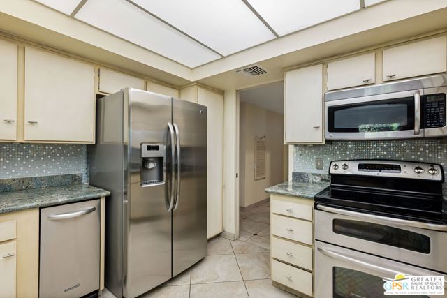 MLS #25581645PS image #14