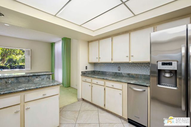 MLS #25581645PS image #15