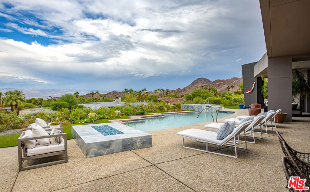 MLS #25581721 image #8