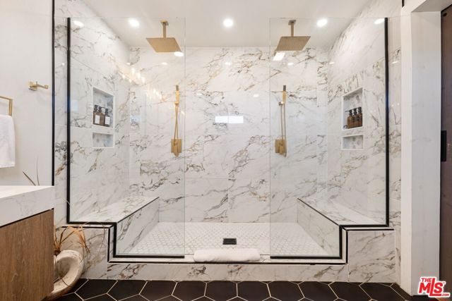 MLS #25582205 image #14