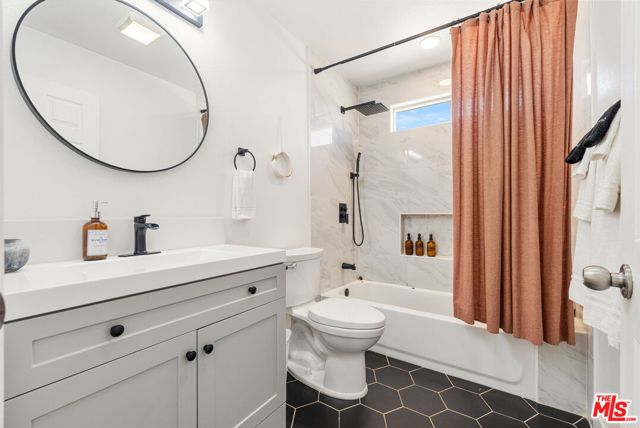 MLS #25582205 image #17