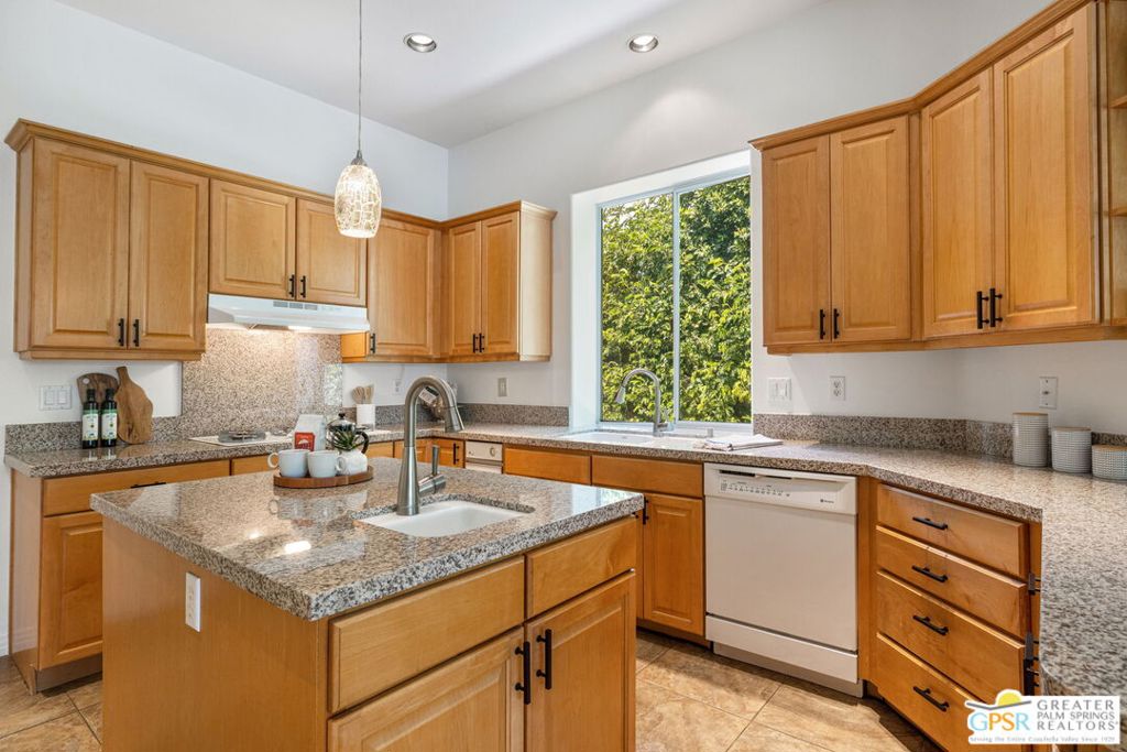 MLS #25582813PS image #26