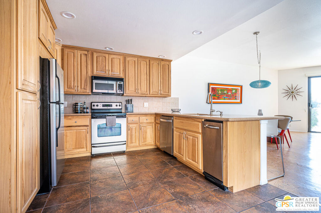 MLS #25582841PS image #13