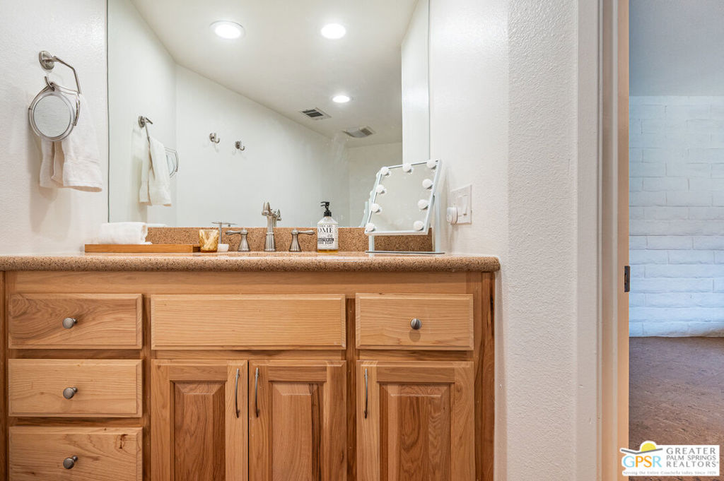 MLS #25582841PS image #24