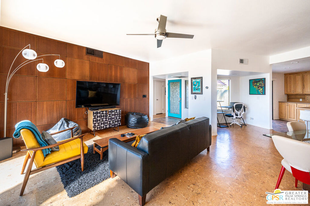 MLS #25582841PS image #4