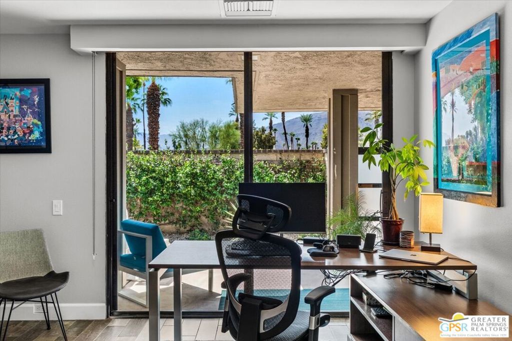 MLS #25582843PS image #30