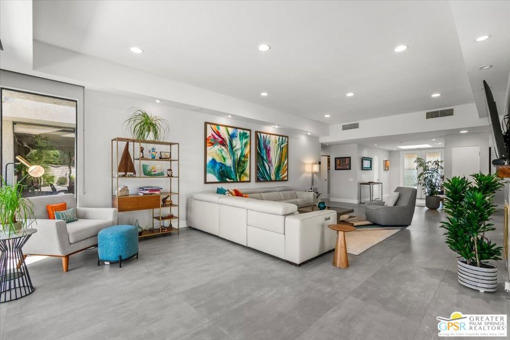 MLS #25582843PS image #9