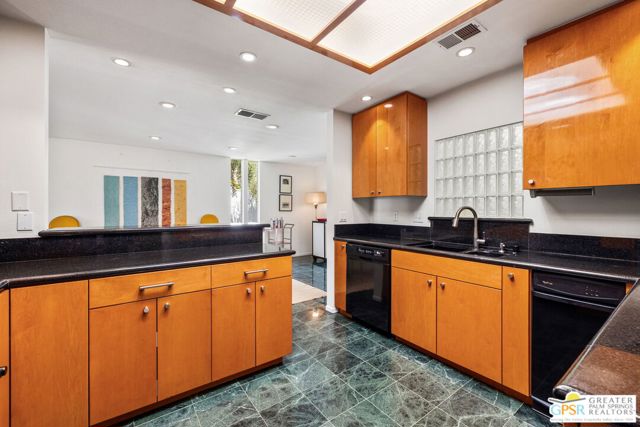 MLS #25583191PS image #16