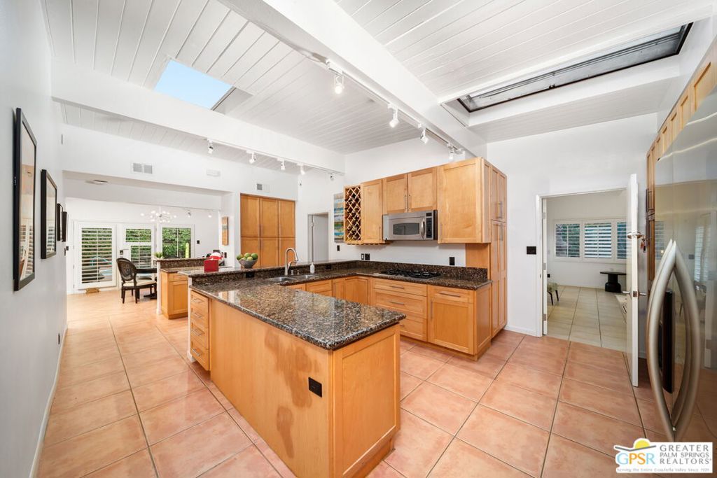 MLS #25583653PS image #25