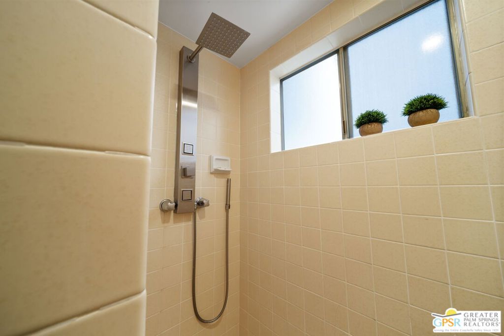 MLS #25583653PS image #37