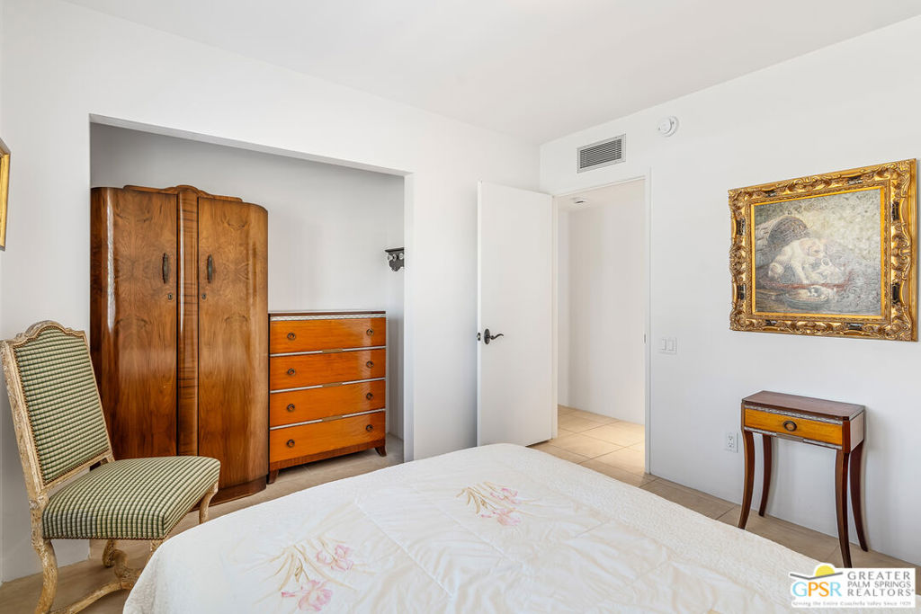 MLS #25583715PS image #25