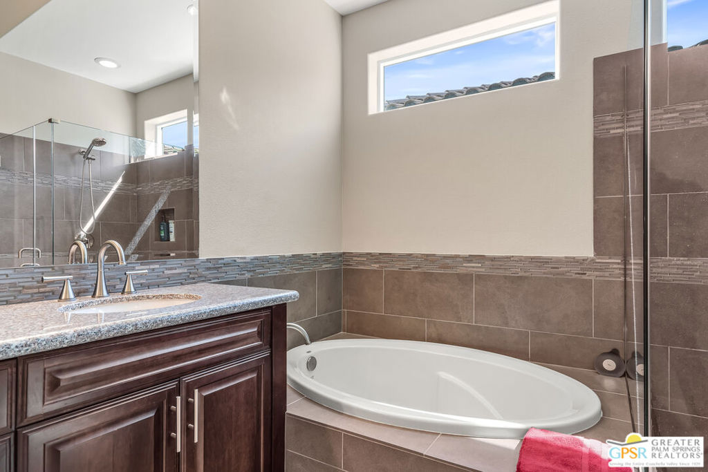 MLS #25583763PS image #23