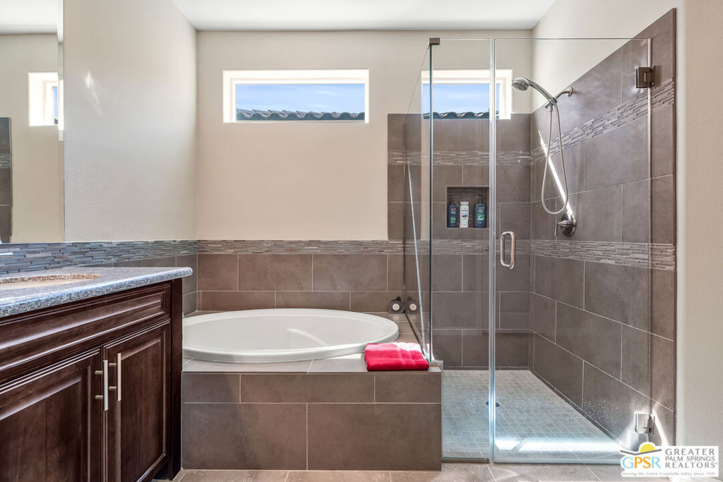 MLS #25583763PS image #24