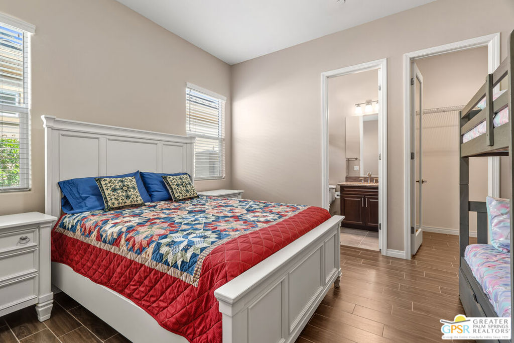 MLS #25583763PS image #30