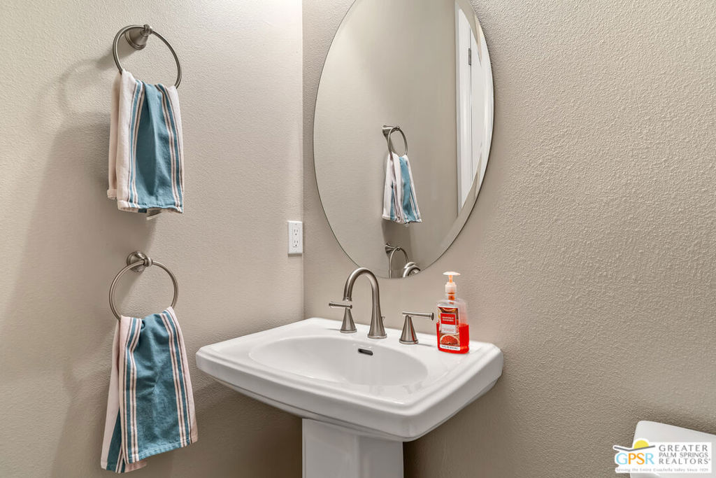 MLS #25583763PS image #33