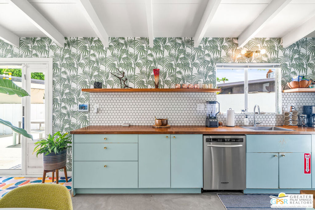 MLS #25583943PS image #12