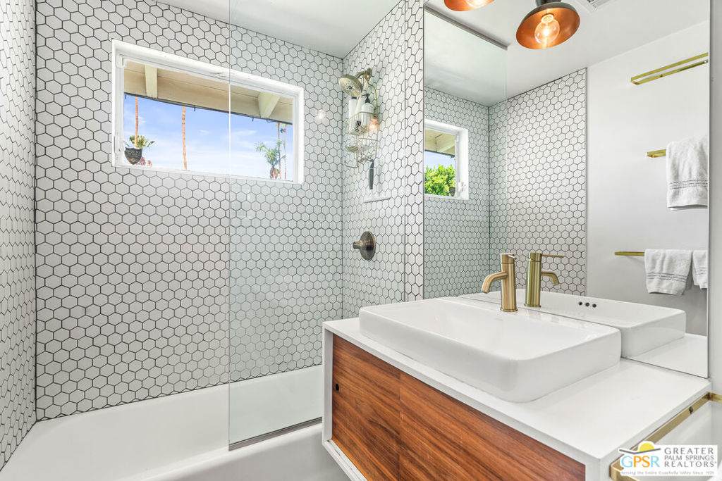 MLS #25583943PS image #21