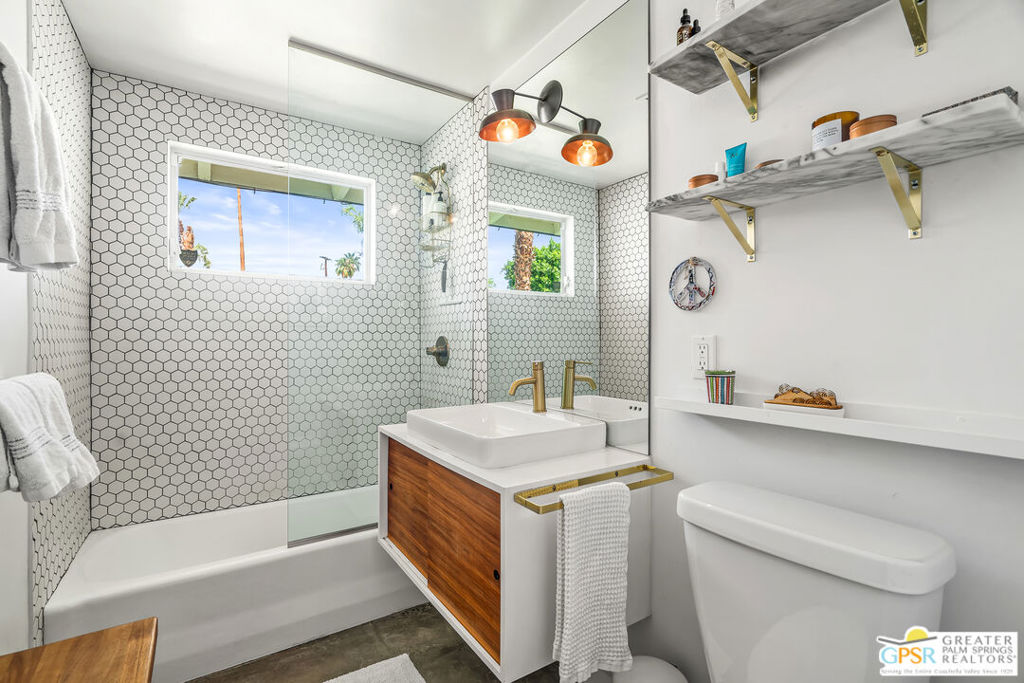 MLS #25583943PS image #22