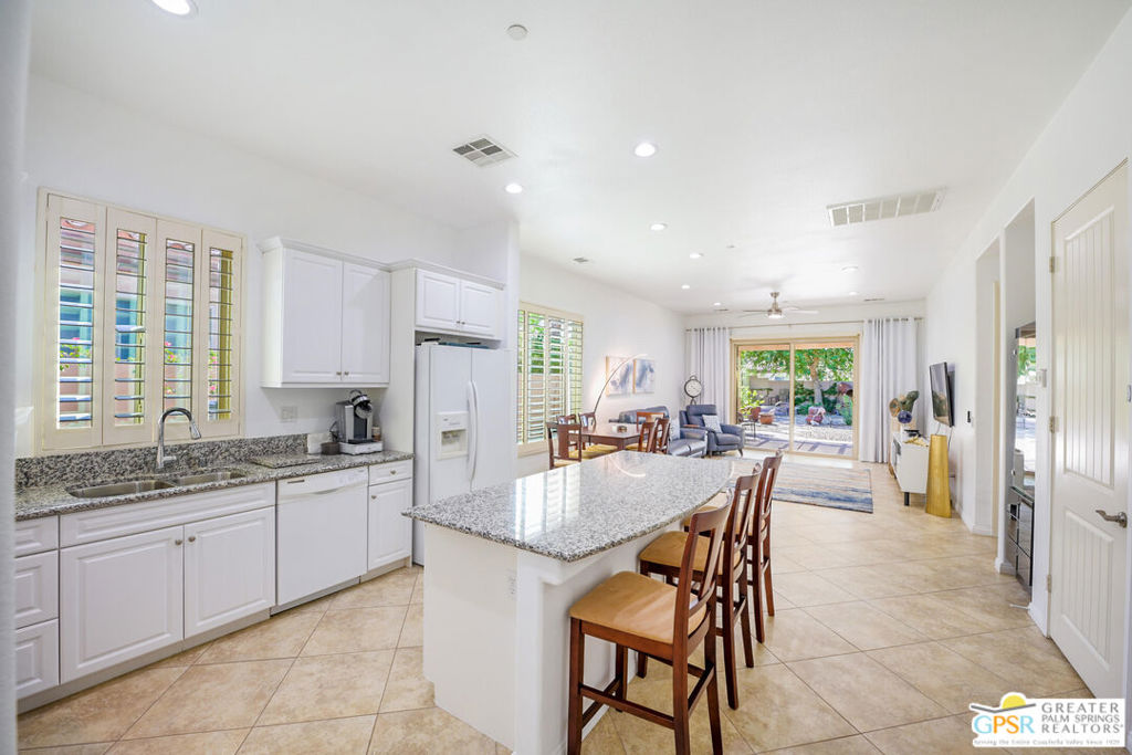 MLS #25584003PS image #1